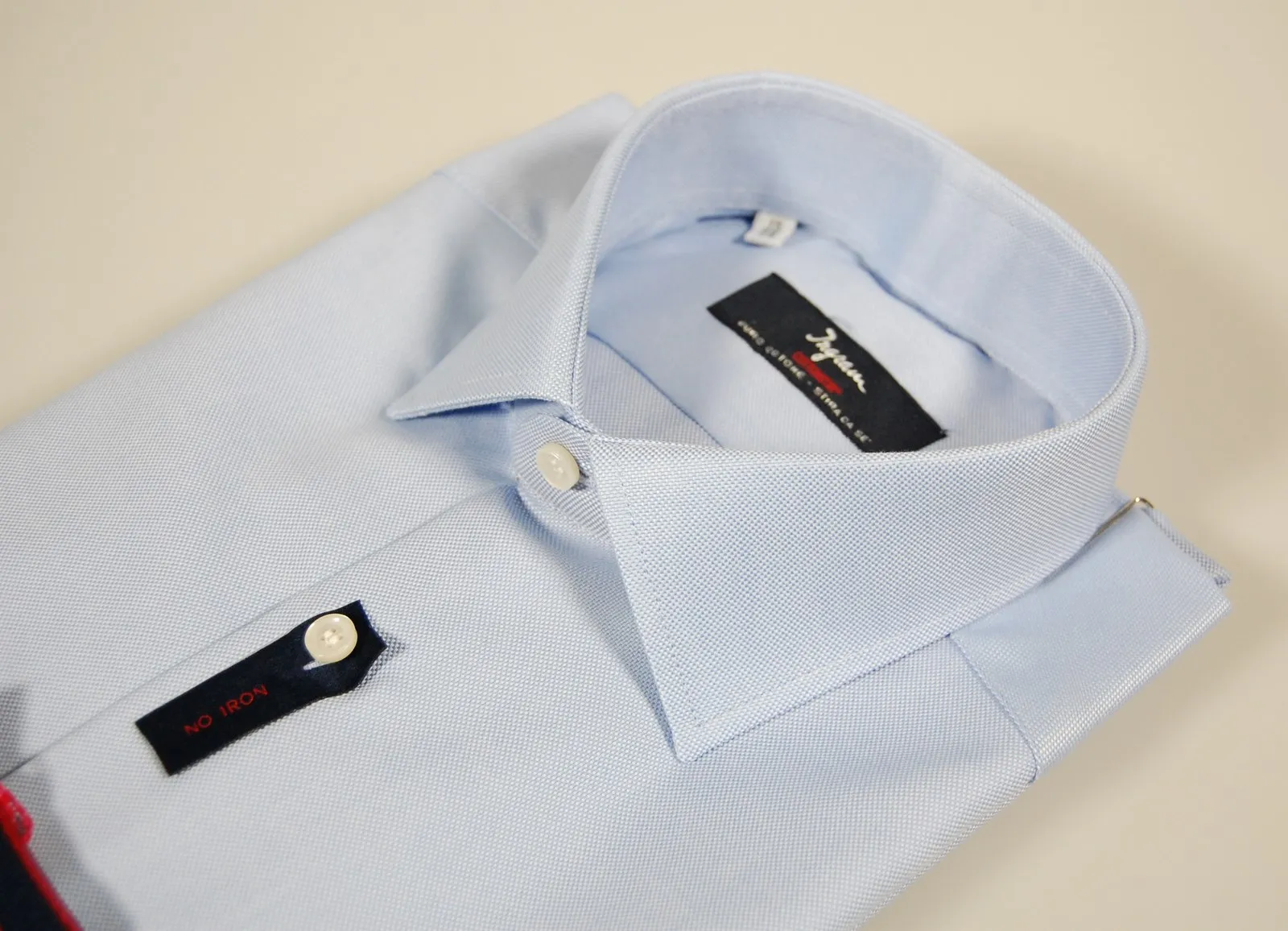 Ingram non-iron shirt in light blue oxford cotton