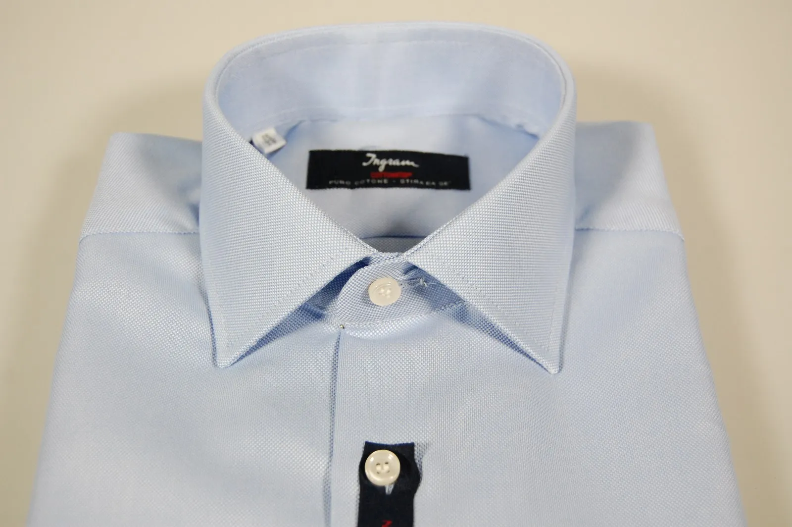 Ingram non-iron shirt in light blue oxford cotton