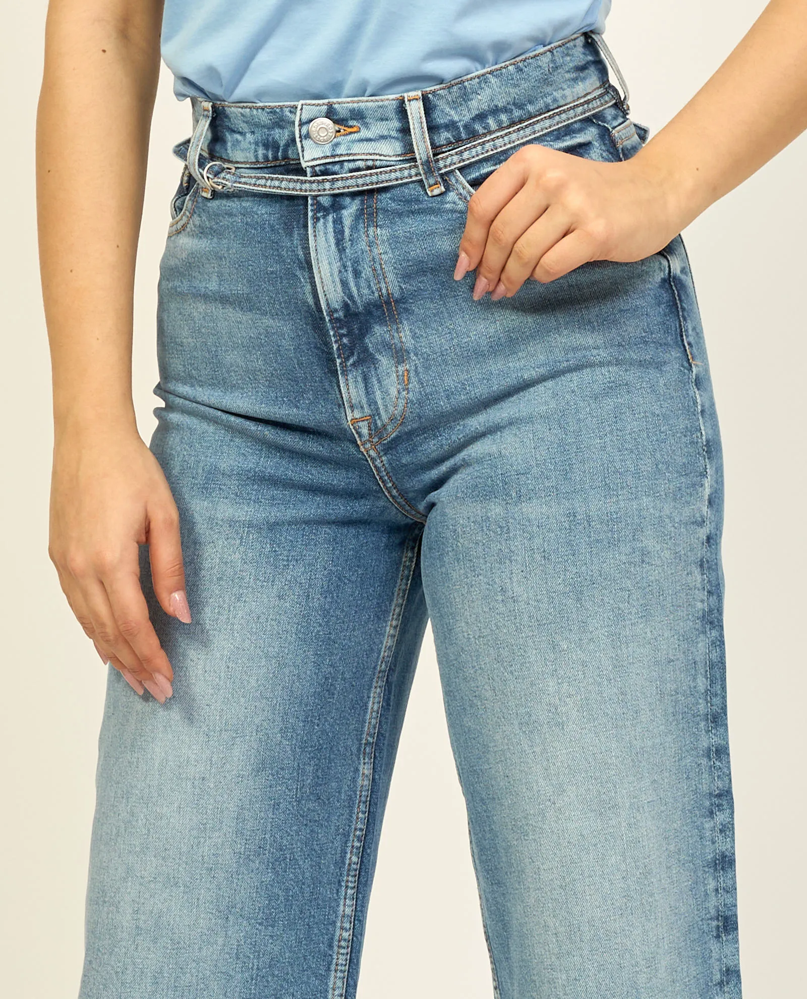 Jeans donna Boss con cintura a vita alta