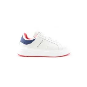 Scarpe sneakers in pelle