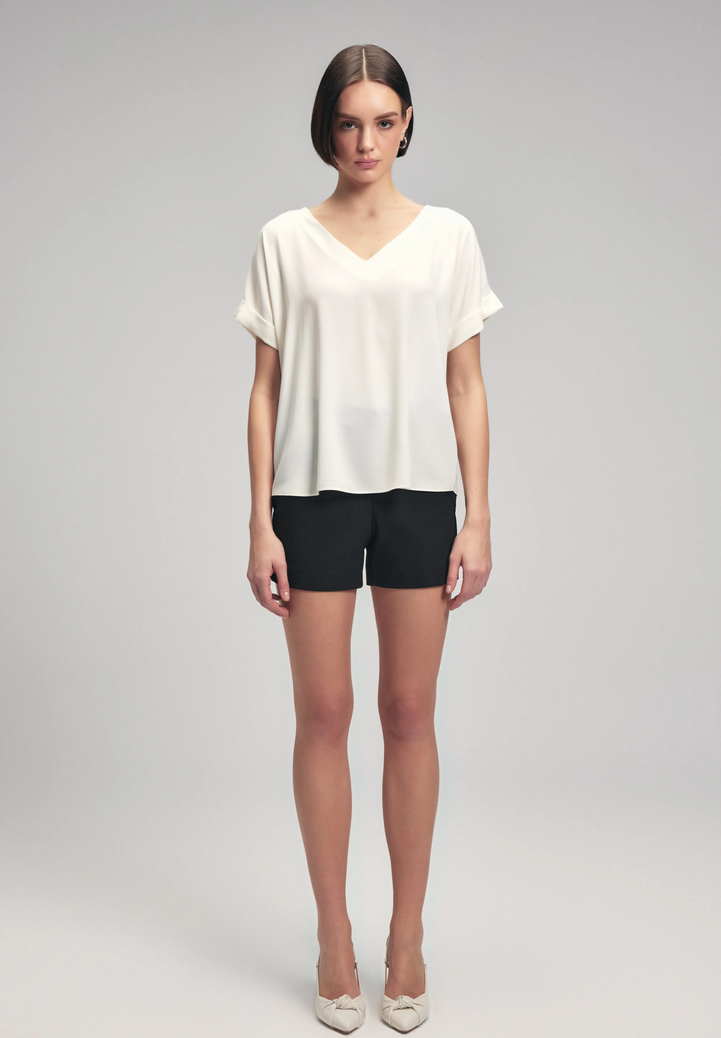 SHORT SLEEVES V NECK  - T-shirt basic