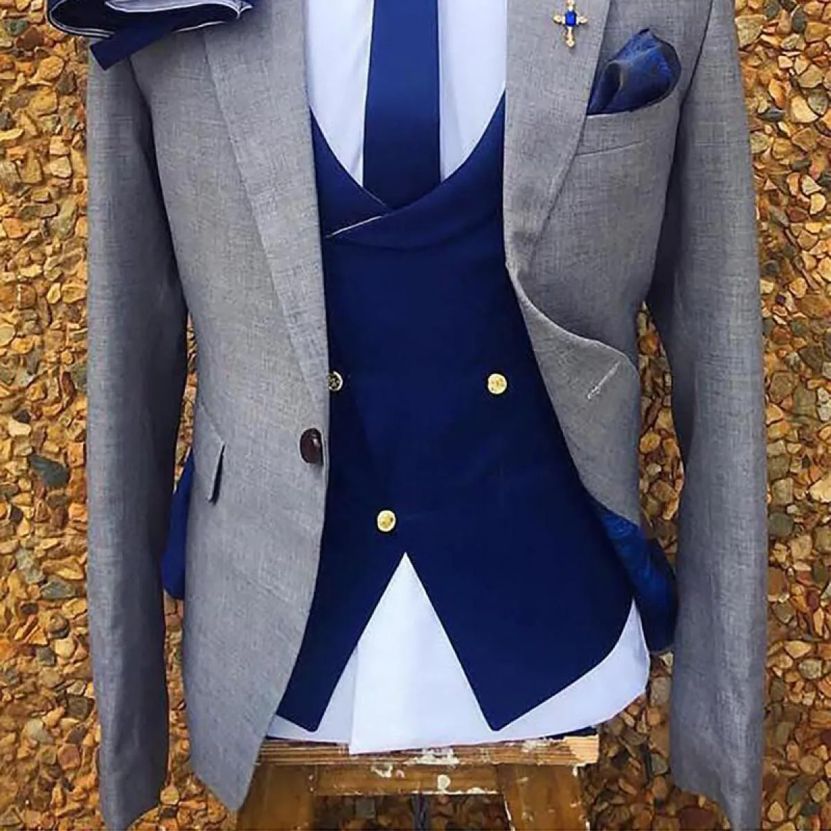 Smoking da sposo formale grigio per matrimonio Abiti da uomo italiani slim fit con pantaloni blu royal Gilet Costume di moda mas